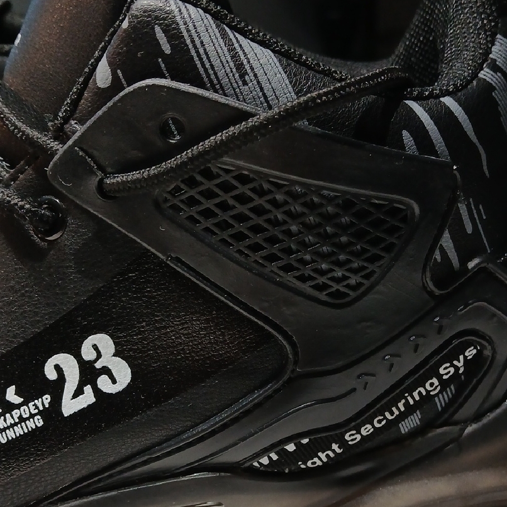 High Top Athletic Shoes With 23 Detail Sz 10 - Picture 11 of 14